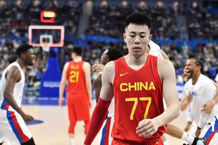 Woj：哈利伯顿能当大当家 步行者想交易来攻防兼备的高大侧翼